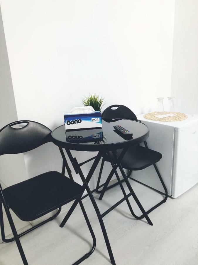 Studio Central Târgu Jiu エクステリア 写真